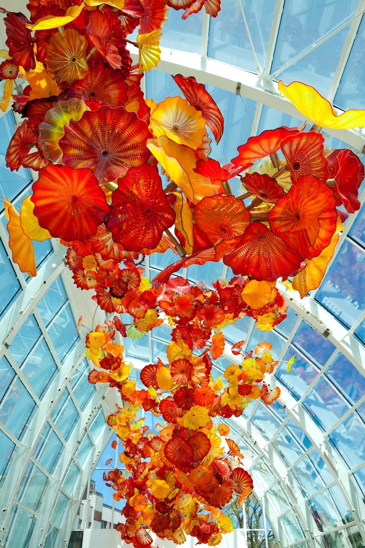 Dale Chihuly glass conservatories