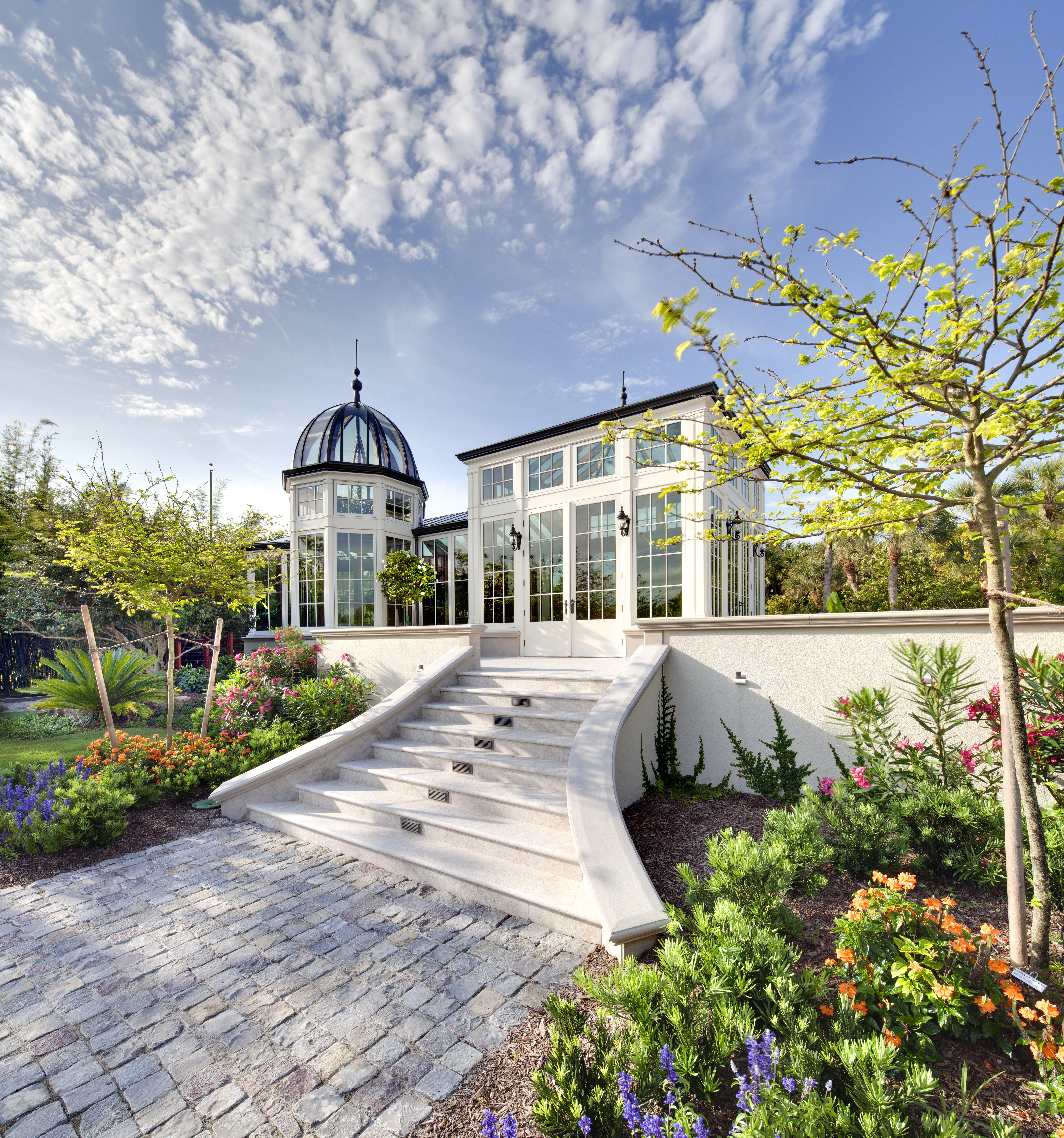 Award-Winning Conservatory Greenhouse_conservatories and greenhouses