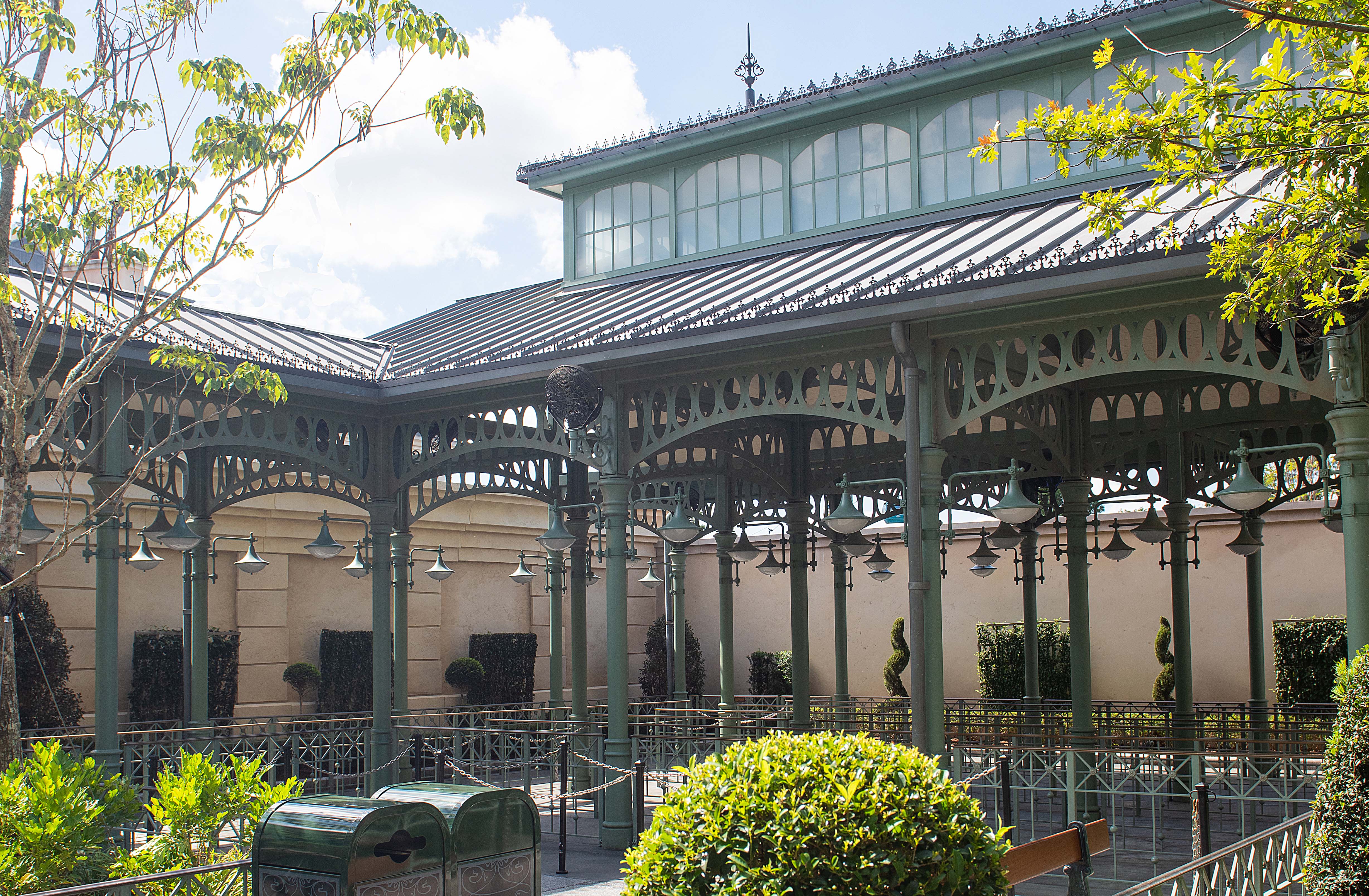 Steel Canopies_Walt Disney World